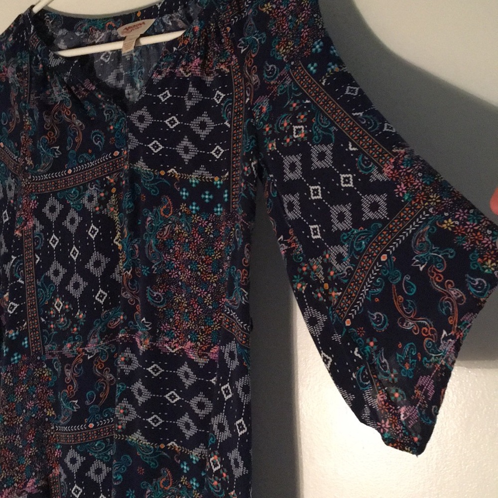 Dress - Picture 3 of 4